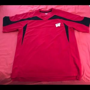 Large Men’s Wisconsin Athletic shirt